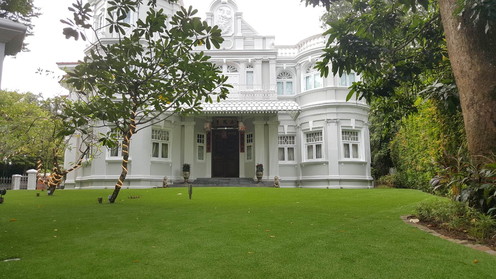 Premium Namgrass artificial grass lawn in a Singapore landed-home garden