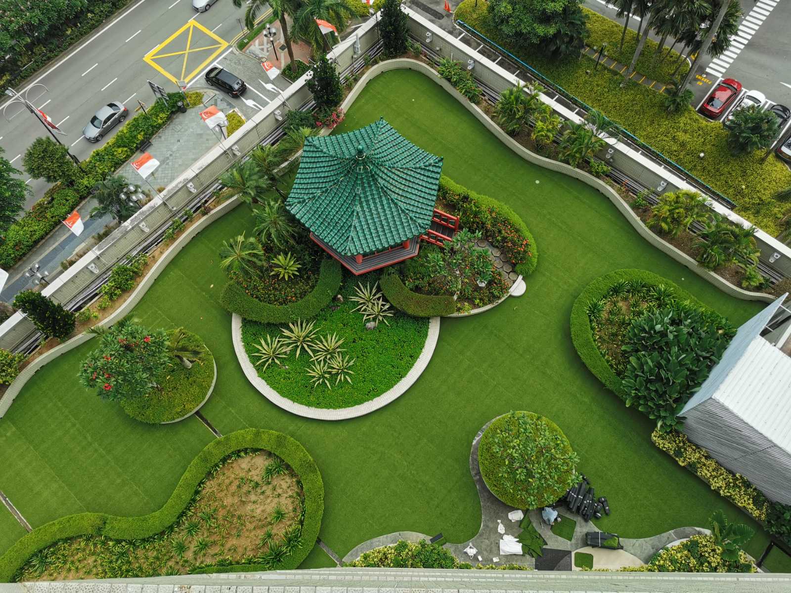 Premium rooftop artificial grass garden at Far East Plaza Residential, Singapore